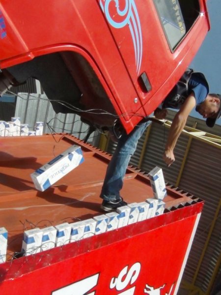 Muş polisinin gümrük kaçağı sigaradaki büyük başarısı