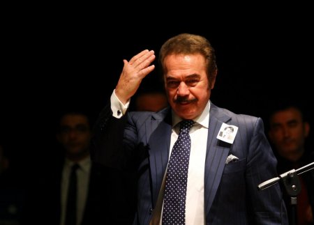 Müslüm Gürses, son kez sevenlerinin karşısına çıktı