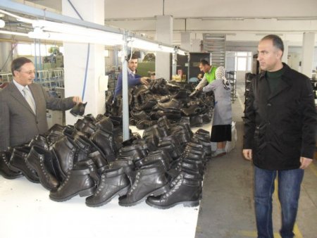 Muş'ta 3 yıl önce kurulan fabrika, Avrupa'ya ayakkabı ihraç ediyor