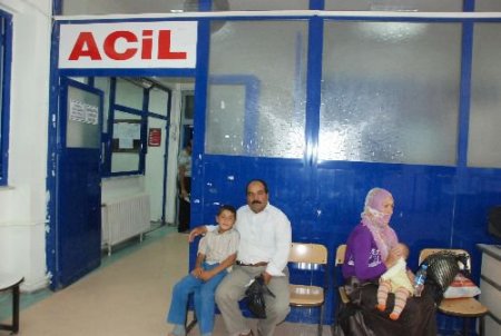 Muş'ta Aşırı Sıcaklar Nedeni İle Acil Servisler Dolup Taşıyor