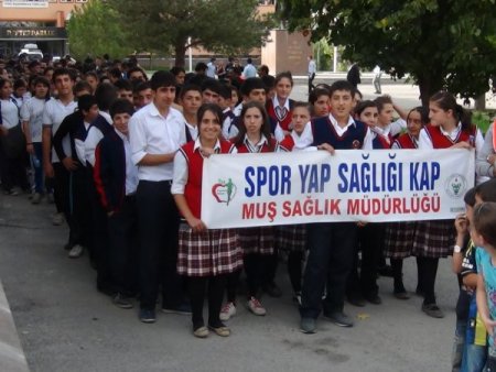 Muş'ta Dünya Yürüyüş Günü etkinliğine yoğun ilgi