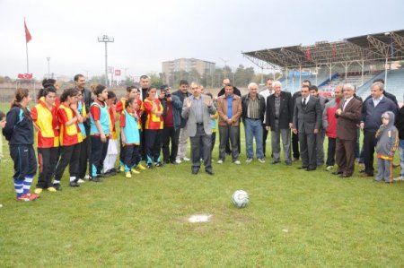 Muş’ta kız çocukları spora kazandırılıyor