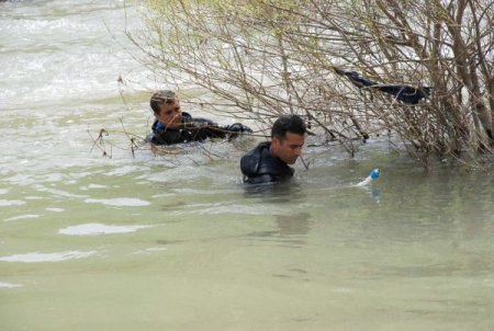 Muş’ta Suya Kapılan İşçi Henüz Bulunamadı