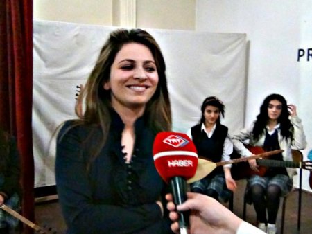 Muş'ta ücretsiz bağlama ve gitar kursu açıldı