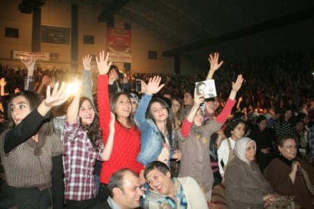 Mustafa Ceceli, Erzincanlıları coşturdu