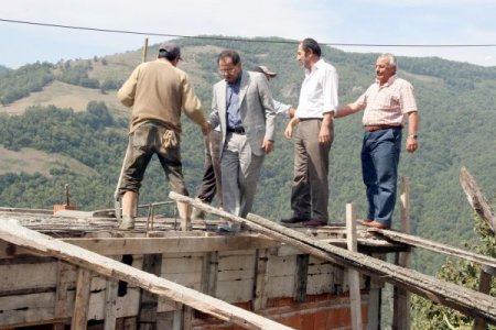 Mustafa Demir: 'Hükümetin hizmet seferberliği kıskanılıyor'