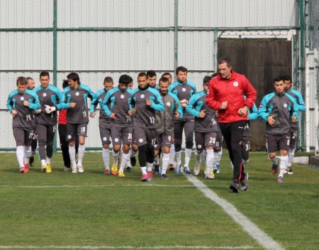 Mustafa Denizli: Şampiyonluk taraftar desteği ile gelir