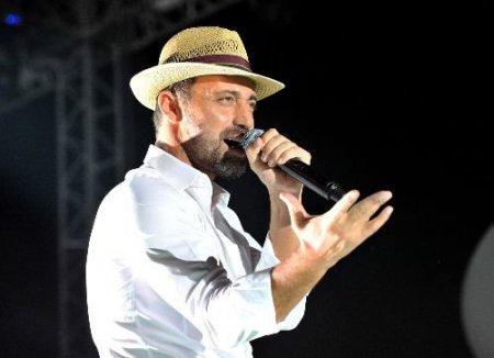 Mustafa Sandal, Kahramanmaraşlıları Coşturdu