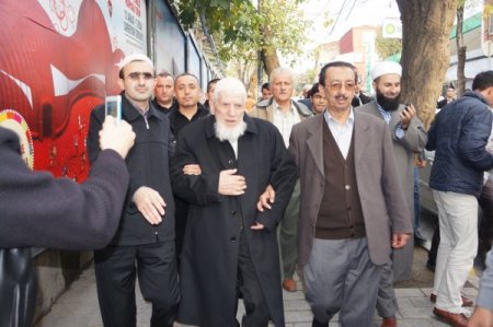 Mustafa Sungur toprağa verildi