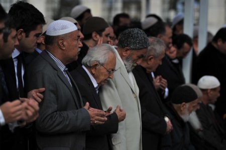 Mustafa Sungur’u Başbakan Erdoğan ve binlerce seveni uğurladı