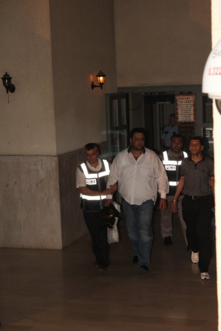 Mustafa Tuncel Tutuklandı, Aytaç Durak Serbest