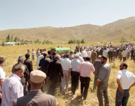 Mustafa Zeydan Toprağa Verildi