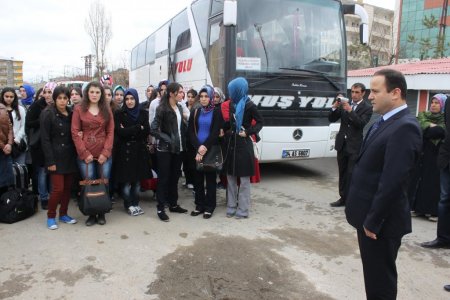 Muş’tan 100 öğrenci Konya’ya gitti