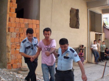 Müteahhit İle Toprak Sahibinin Kavgası Kanlı Bitti