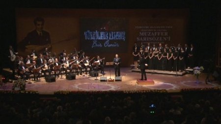 Muzaffer Sarısözen anıldı