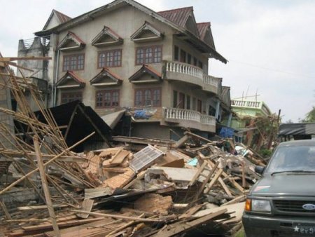 Myanmar’daki Depremden Ölü Sayısı 73’e Yükseldi, 125 Kişi Yaralı
