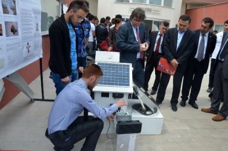 MYO öğrencileri projelerini tanıttı
