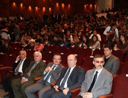 Naci Koru: Suriye’den kaçan insanlara kucak açmaya devam edeceğiz