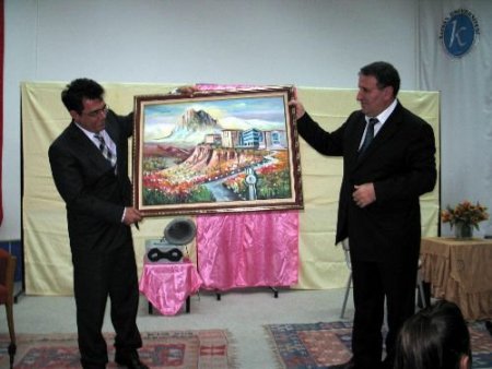 Nahçıvan Devlet Üniversitesi Tiyatro Ve Opera Topluluğu 'arşın Malalan' Operası Büyük Beğeni Aldı