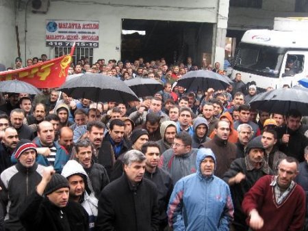 Nakliyat İş Sendikası'ndaki Tutuklamalar Protesto Edildi