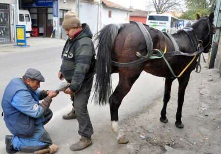Nalbantlık mesleği sokağa düştü