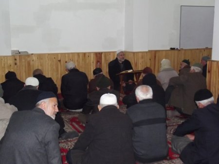 Namazdan sonra kahvaltı programı camiye ilgiyi arttırdı