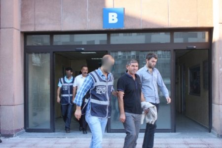 Narkotik operasyonu polis kamerasında