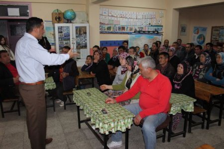 Narlıkuyu esnafına 'açık alan satıcılığı' eğitimi veriliyor