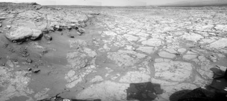 NASA'nın Robot Curio'su, Mars yüzeyini keşfediyor