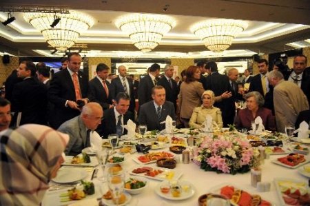 Nato Genel Sekreteri Rasmussen: İnsanların Kişisel Dini Duygularına Son Derece Saygım Var