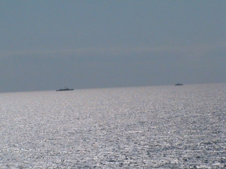 Nautilus, Düşen Uçak İçin Uluslararası Karasulara Hareket Etti