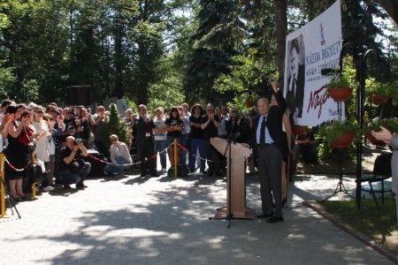 Nazım Hikmet’in mezarında Gezi Parkı protestosu