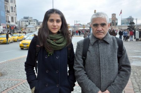 ‘Ne darbeleri unutacağız, ne de darbecileri affedeceğiz’