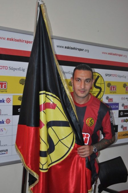Necati Ateş: 5 dakikada Eskişehirsporlu oldum