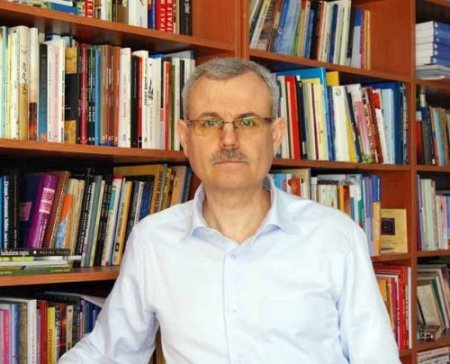 Nejat Sezik’in ‘Bedenden Ötesi’ kitabı raflardaki yerini aldı