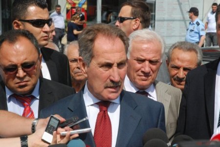 'Neşet Ertaş, halk müziğimizin yaşayan efsanelerinden biridir'