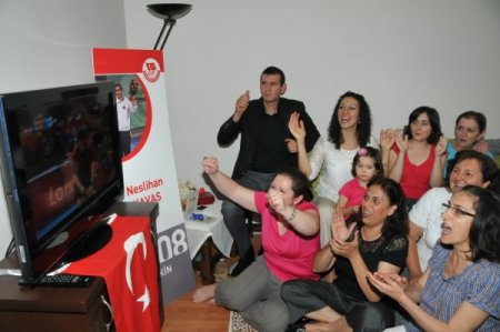 Neslihan Kavas, masa tenisinde Türkiye’nin gururu oldu