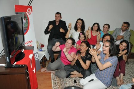 Neslihan Kavas, masa tenisinde Türkiye’nin gururu oldu