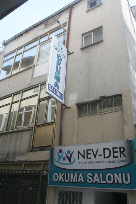 NEV-DER, ücretsiz dershane hizmeti veriyor