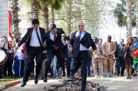 Nevruz, Antalya’da çeşitli etkinliklerle kutlandı