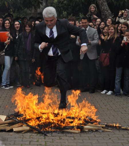 Nevruz Bayramı Balıkesir'de coşkuyla kutlandı