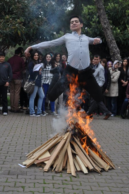 Nevruz Bayramı Balıkesir'de coşkuyla kutlandı