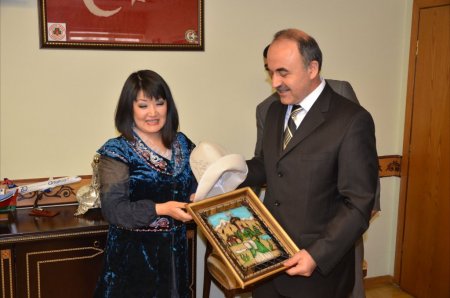 Nevruz için gelen Türk dünyası sanatçıları Elazığ'da