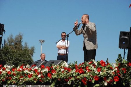 Nevruz Programında Vali Yardımcısı İle Belediye Başkanı Arasında Gerginlik
