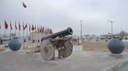 Nevşehir Şehitler Parkı'nda Tarih Yaşatılıyor