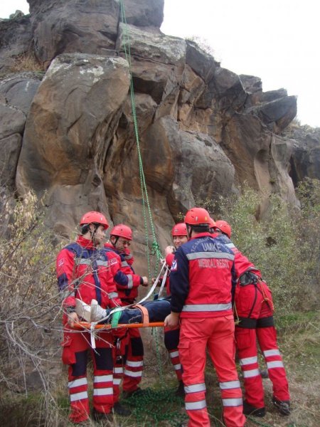 Nevşehir UMKE, kanyonda tatbikat yaptı