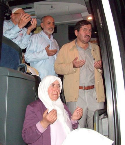 Nevşehir'de Hacı Adayları Kutsal Topraklara Gözyaşlarıyla Uğurlandı