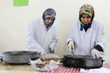 Nevşehir'de ihtiyaç sahibi öğrenciler yararına kermes açıldı