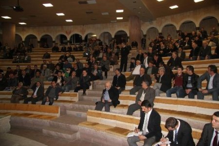 Nevşehir'de işyeri sahiplerine kentsel dönüşüm projesi anlatıldı