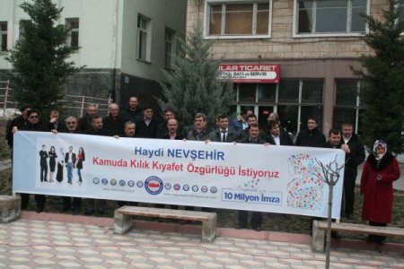 Nevşehir’de kamuda kıyafet özgürlüğü için imza kampanyası başladı